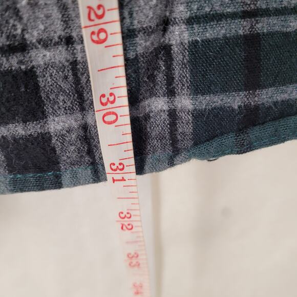 Vintage L.L. Bean green and grey plaid chamois shirt button up Size large - Picture 7 of 7